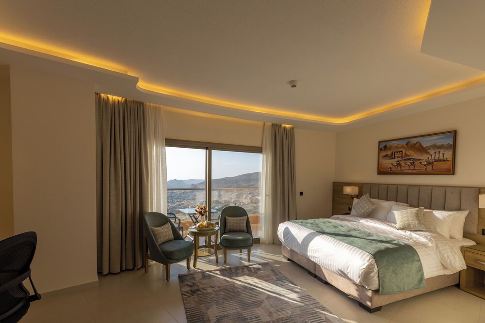 Petra Legacy Luxury Hotel 12/50