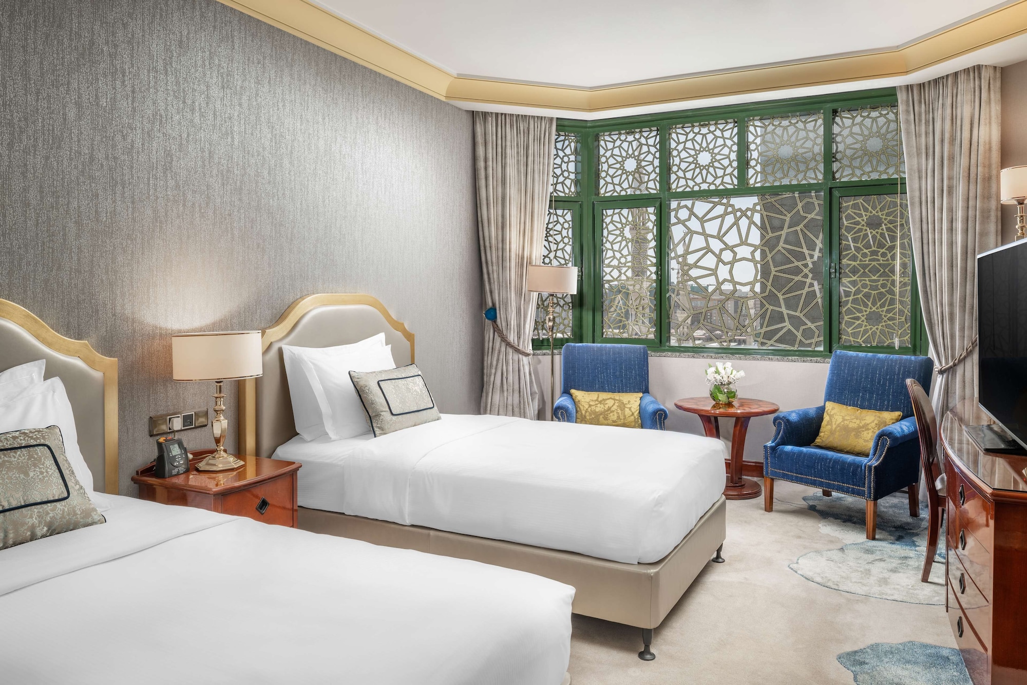 Royal, Suite, King Bed