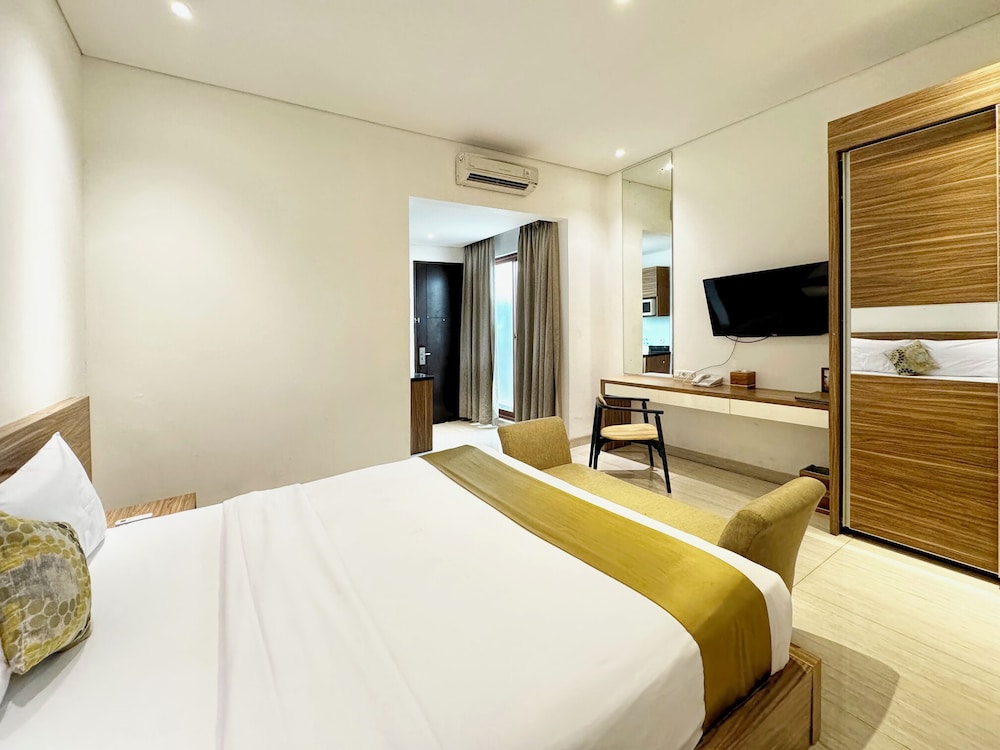جناح بزنس بسريرين منفصلين، Rasuna Icon Hotel 2/10