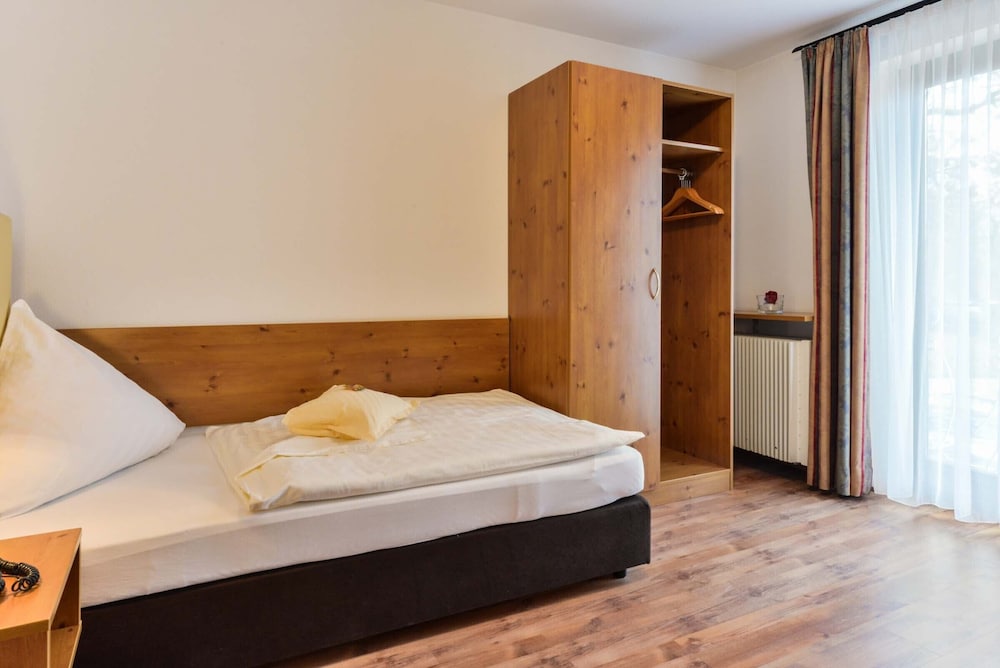 Landhotel Huber Am See 8/45