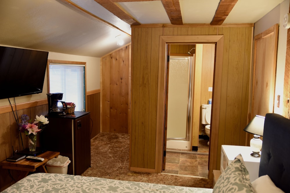 Gateway Inn 46/63