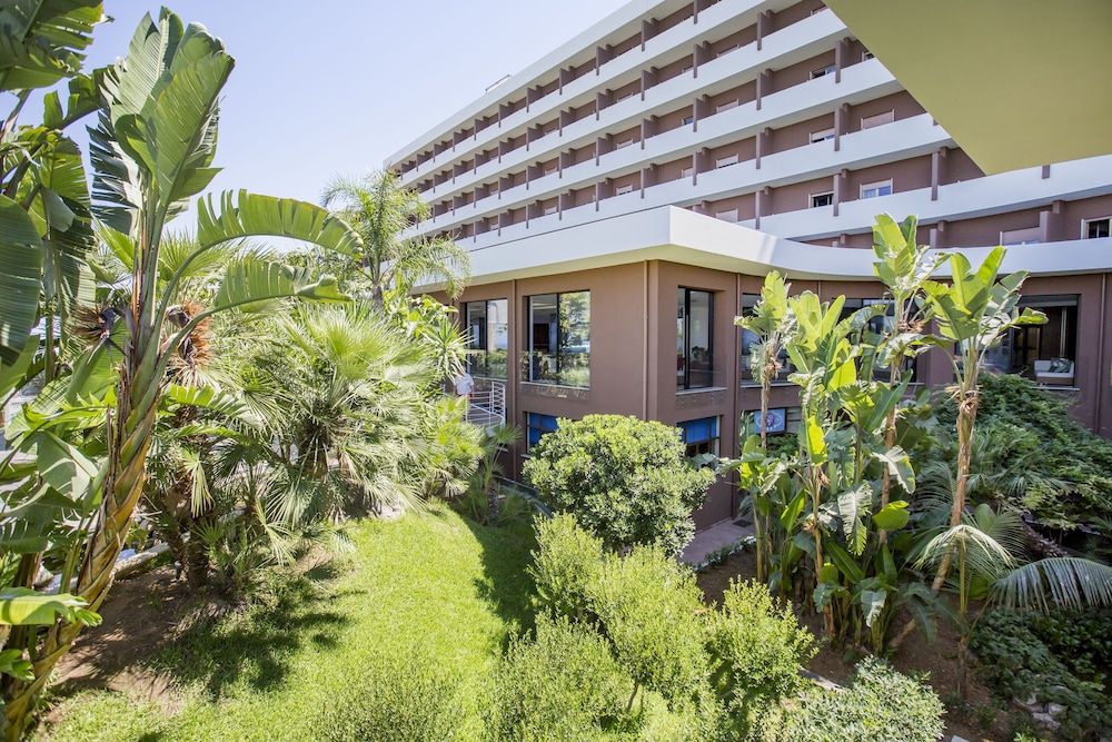 Hotel Costa Verde 46/50