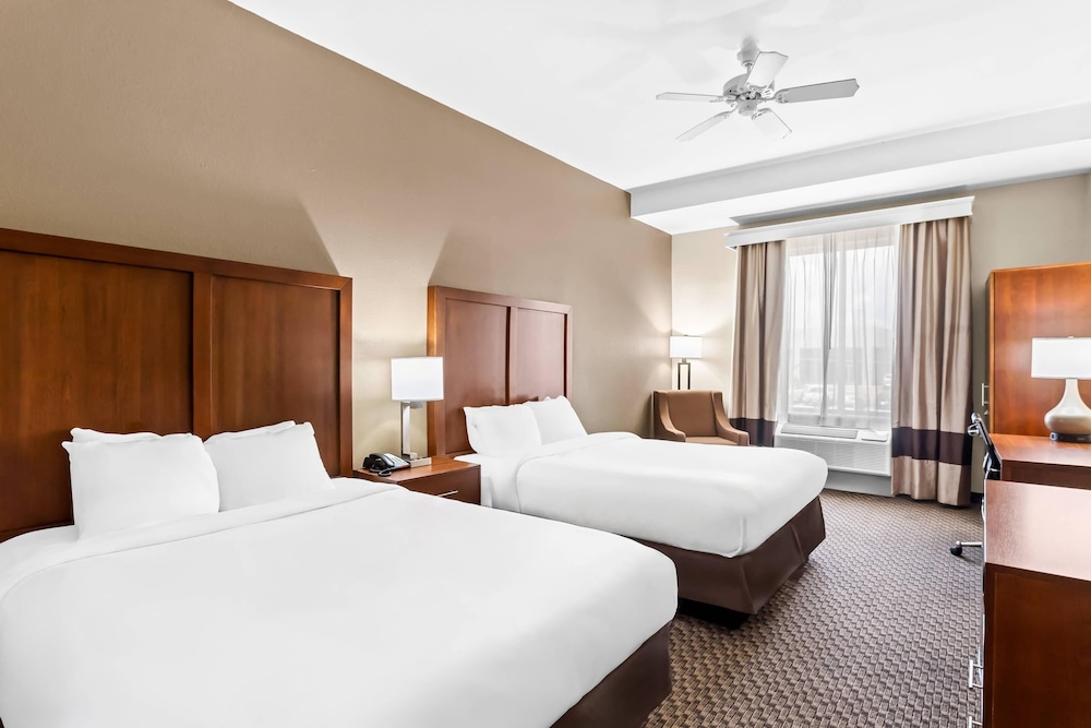Standard, 2 Queen Beds