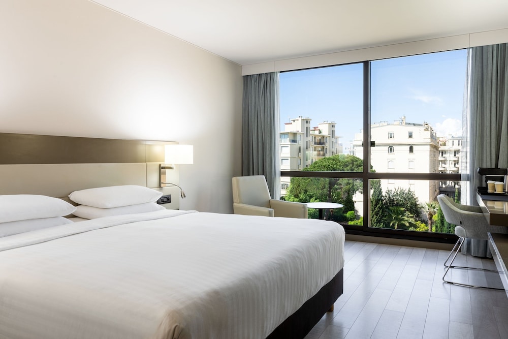 Family Suite, Twin Beds, City View