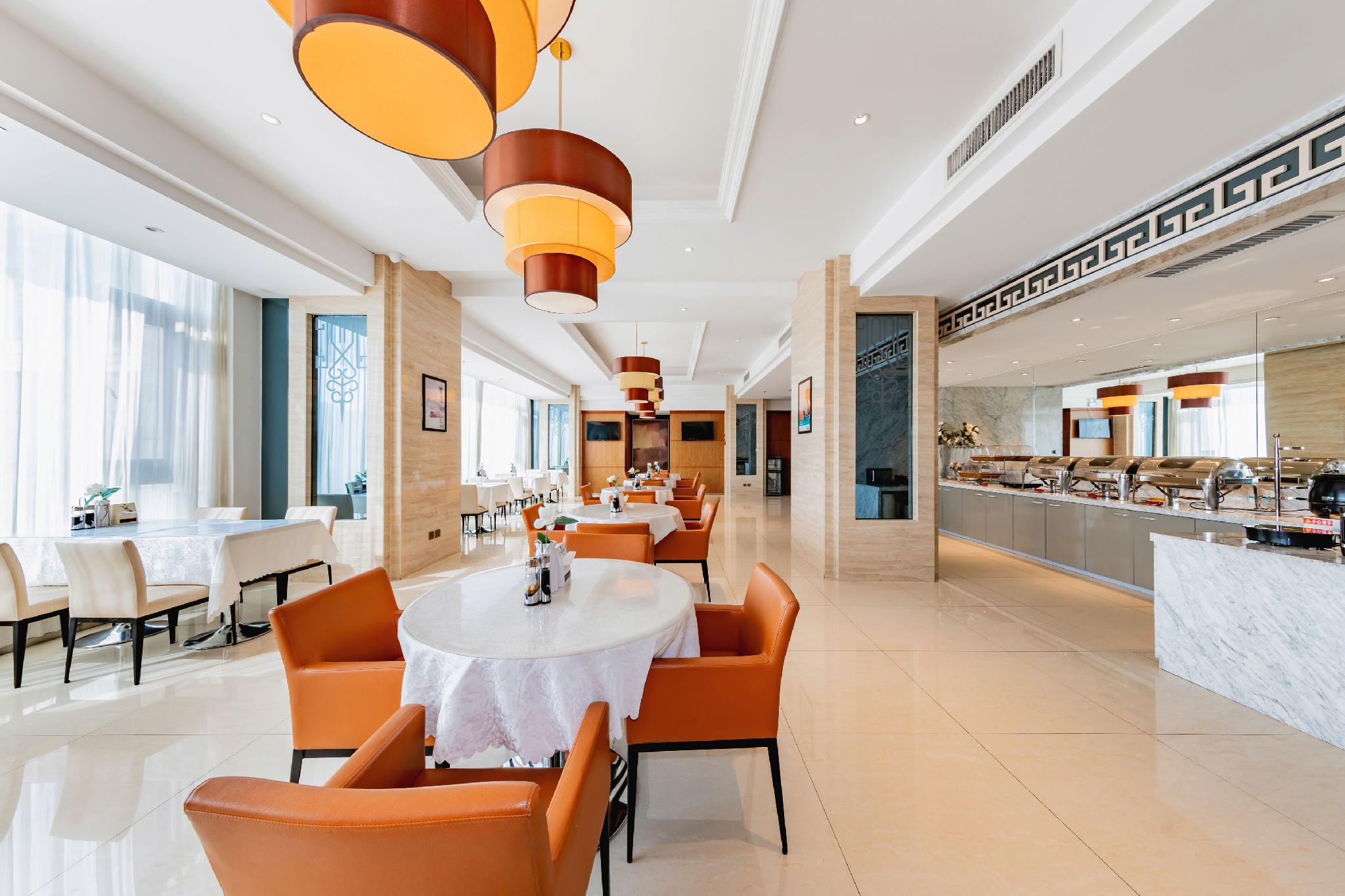 Jinjiang Inn Select (Metro Station Store of Genghis Khan Plaza in Hohhot) 38/48
