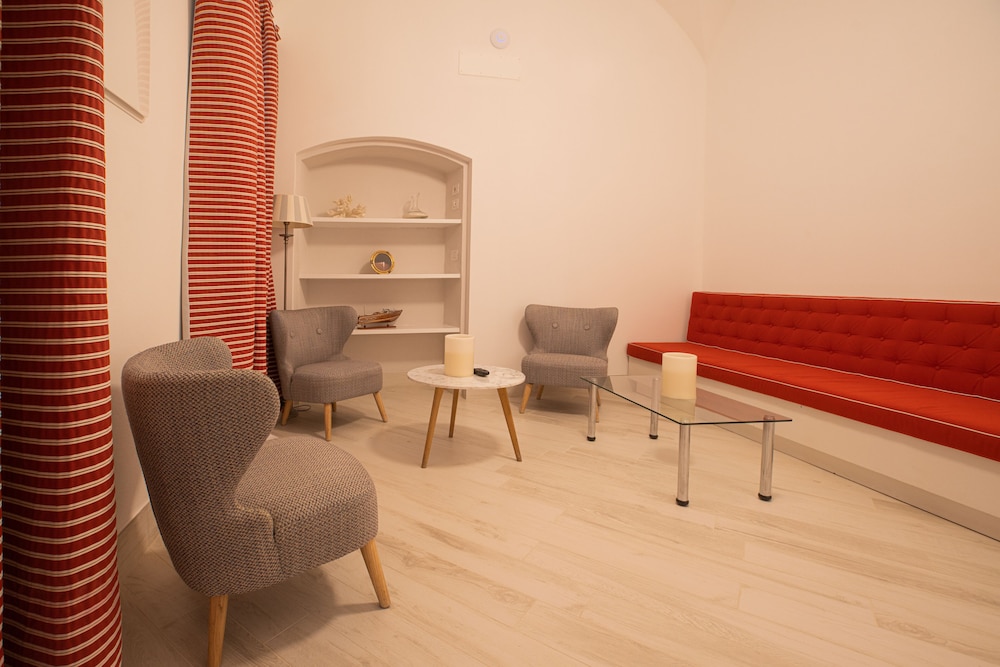 Marina Hotel Charming Rooms 26/47