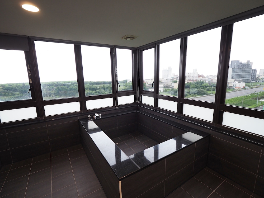 Kailan Hotel 25/50