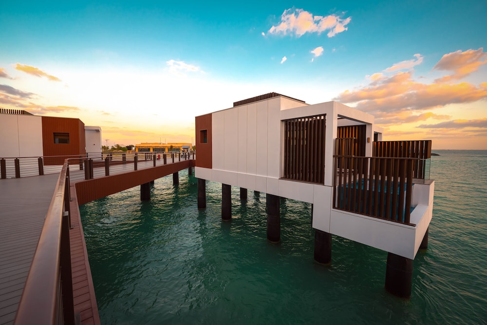 Bab Al Nojoum Hudayriyat Villas 54/62