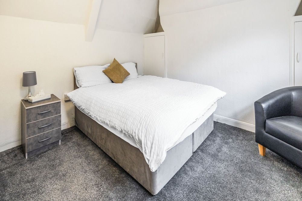 OYO A Better Night Hotel Limited 19/50