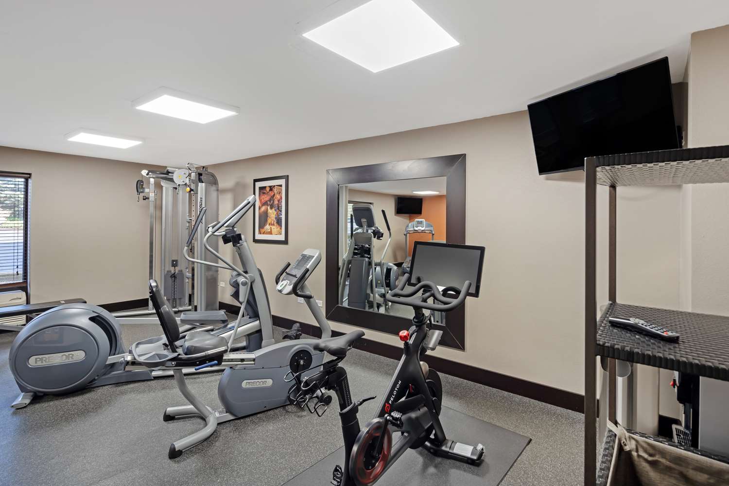 Best Western Plus Chicagoland - Countryside 19/36
