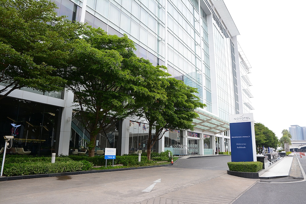 Novotel Bangkok Impact 72/77