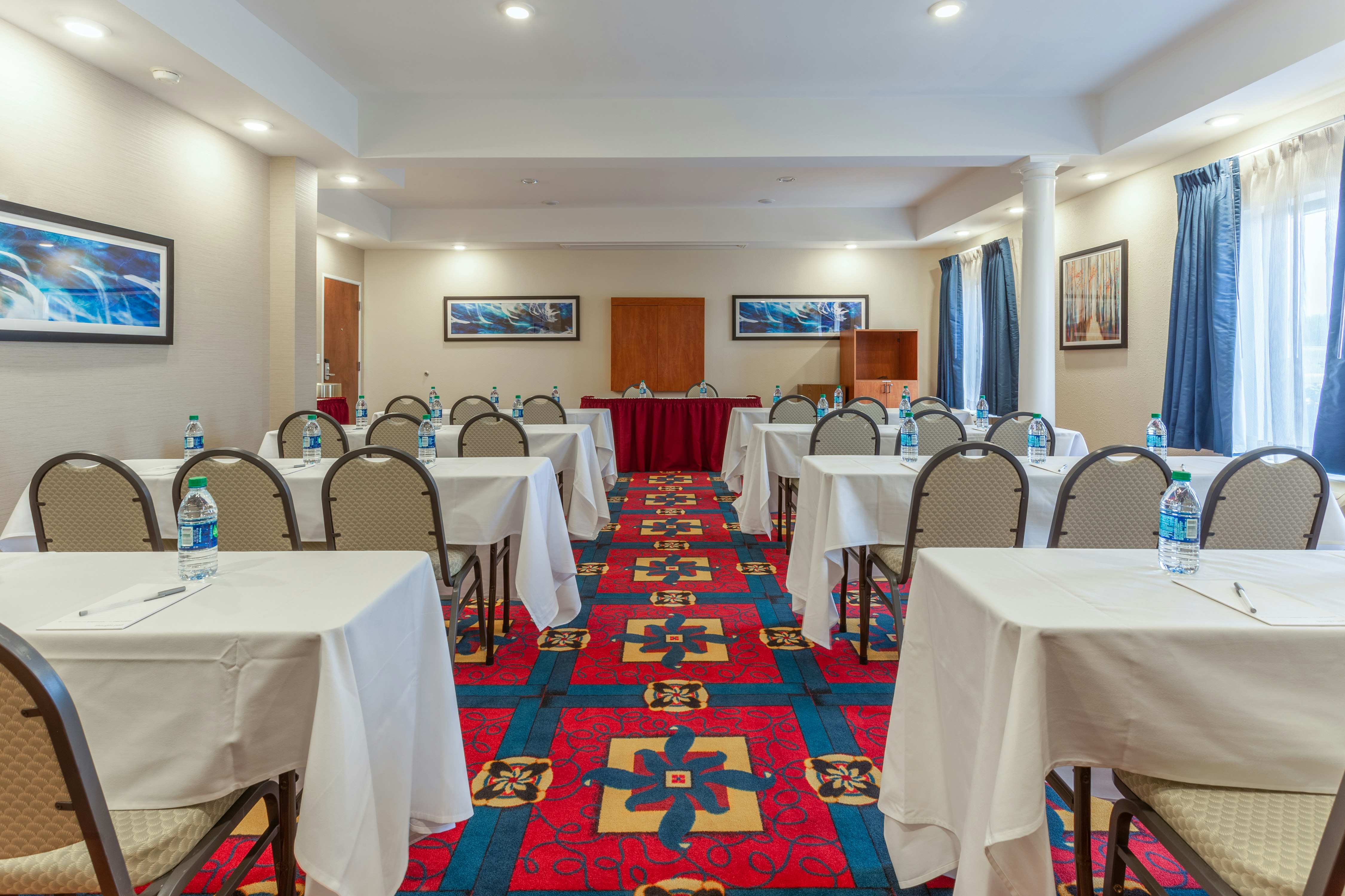 Hampton Inn Jefferson City at Capital Mall 39/43