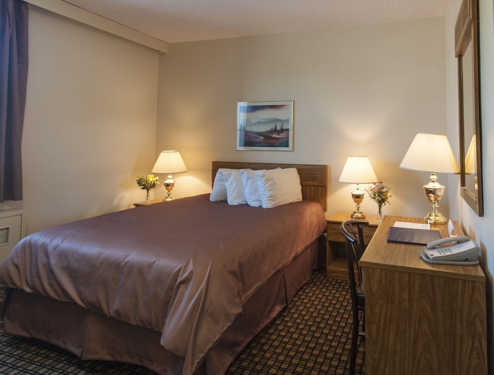 Travelodge by Wyndham Winnipeg Airport West 9/26