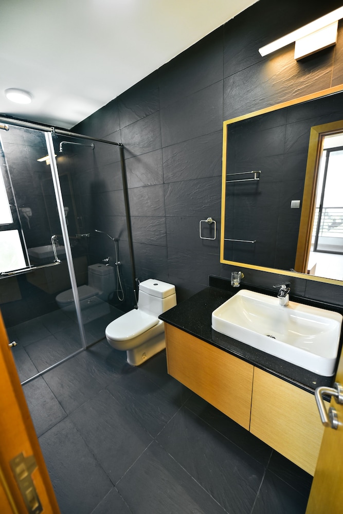 K Hotels 49/54
