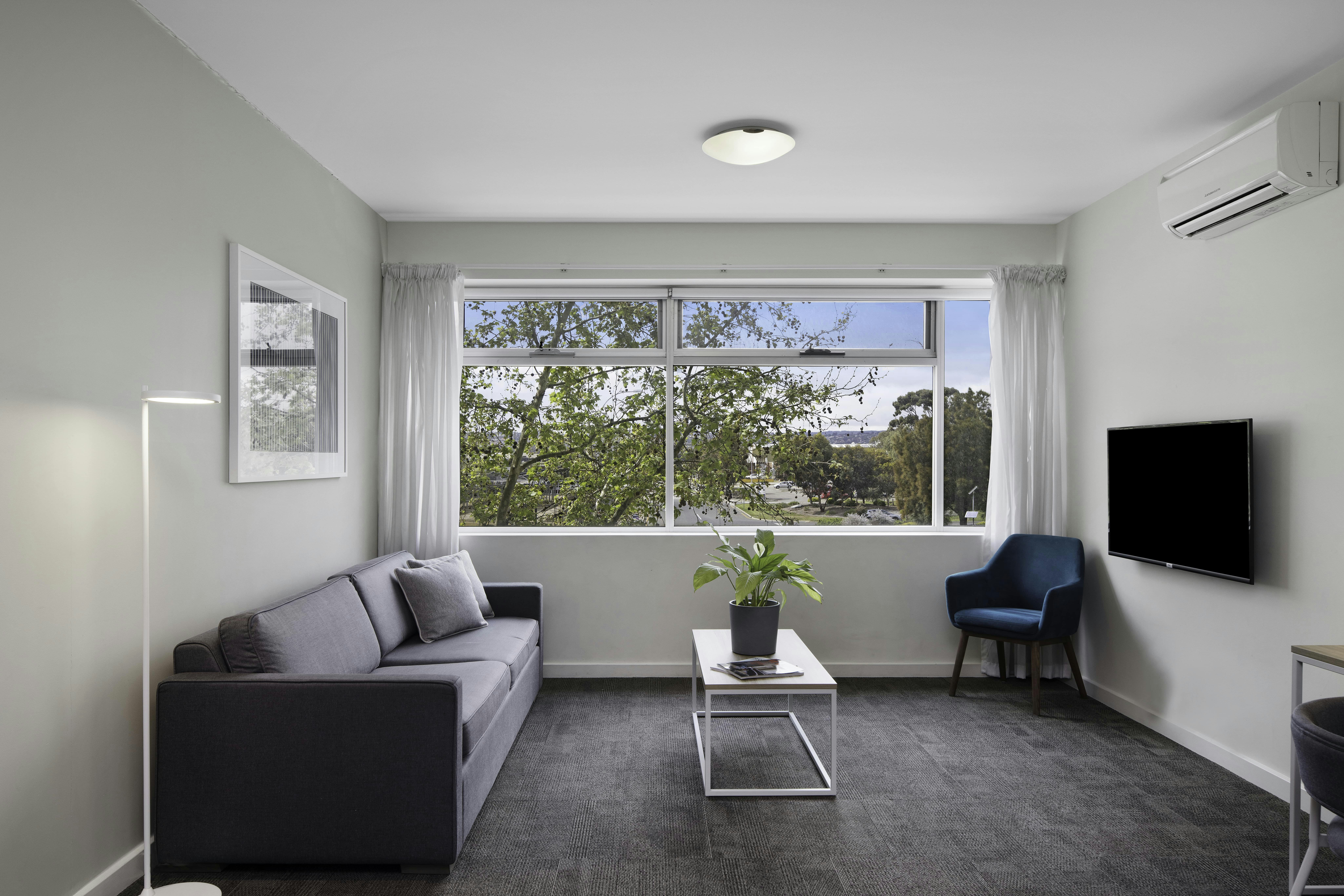 Quest Mawson Lakes 44/78