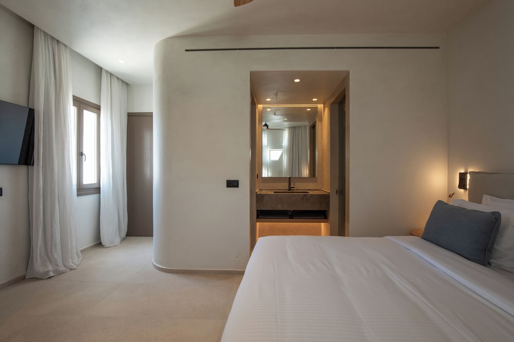 MINI, DOUBLE BED