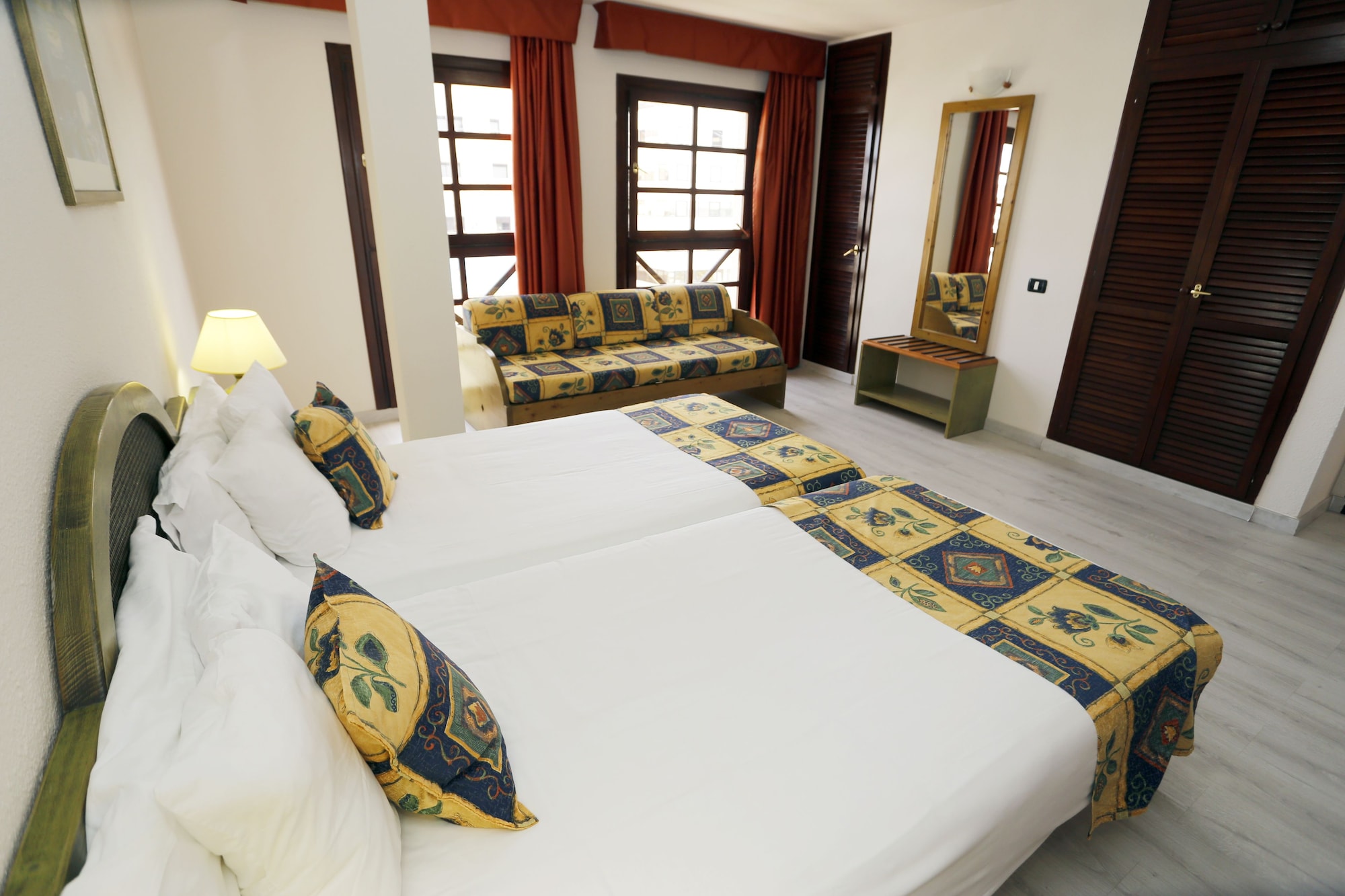 2 Bedrooms, Apartment, Double and Twin Beds, Annex