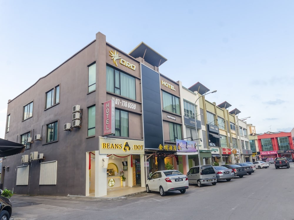 OYO 1214 Oro Hotel 17/19