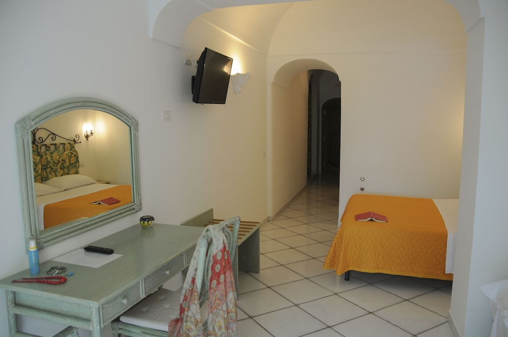 Dimora Fornillo Hotel 32/57