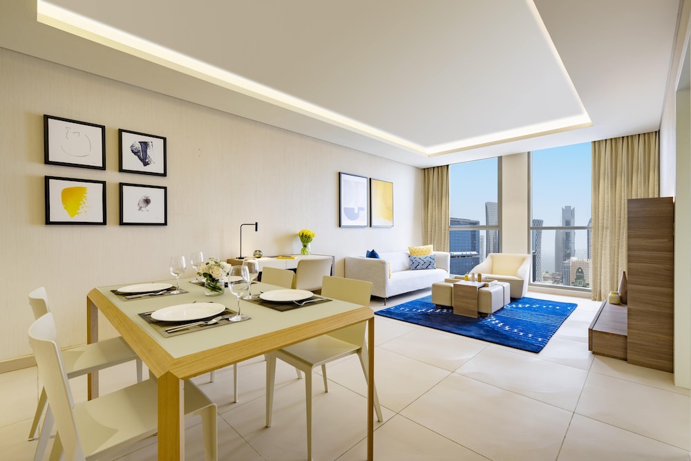 Voco Doha West Bay Suites 86/100