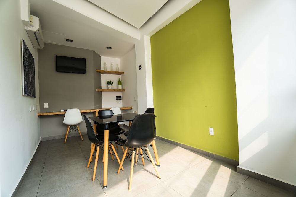 Hotel Suites Regina 25/30