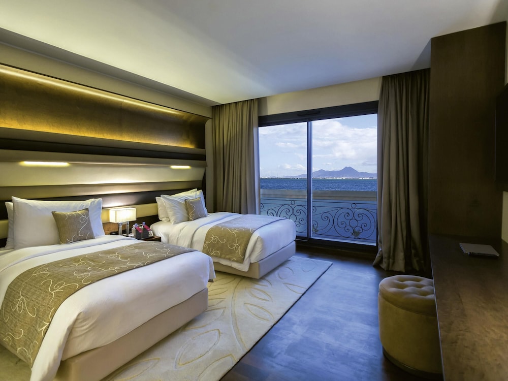 Movenpick Hotel du Lac Tunis 26/72