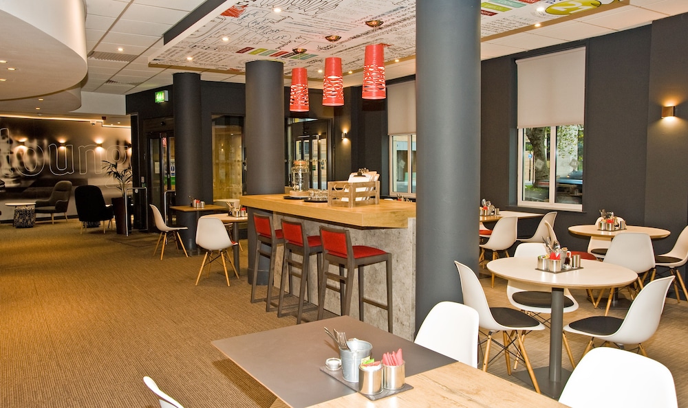 Ibis Sheffield City 32/47
