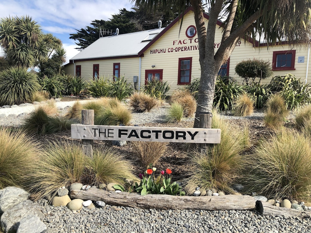 THE FACTORY 12/61