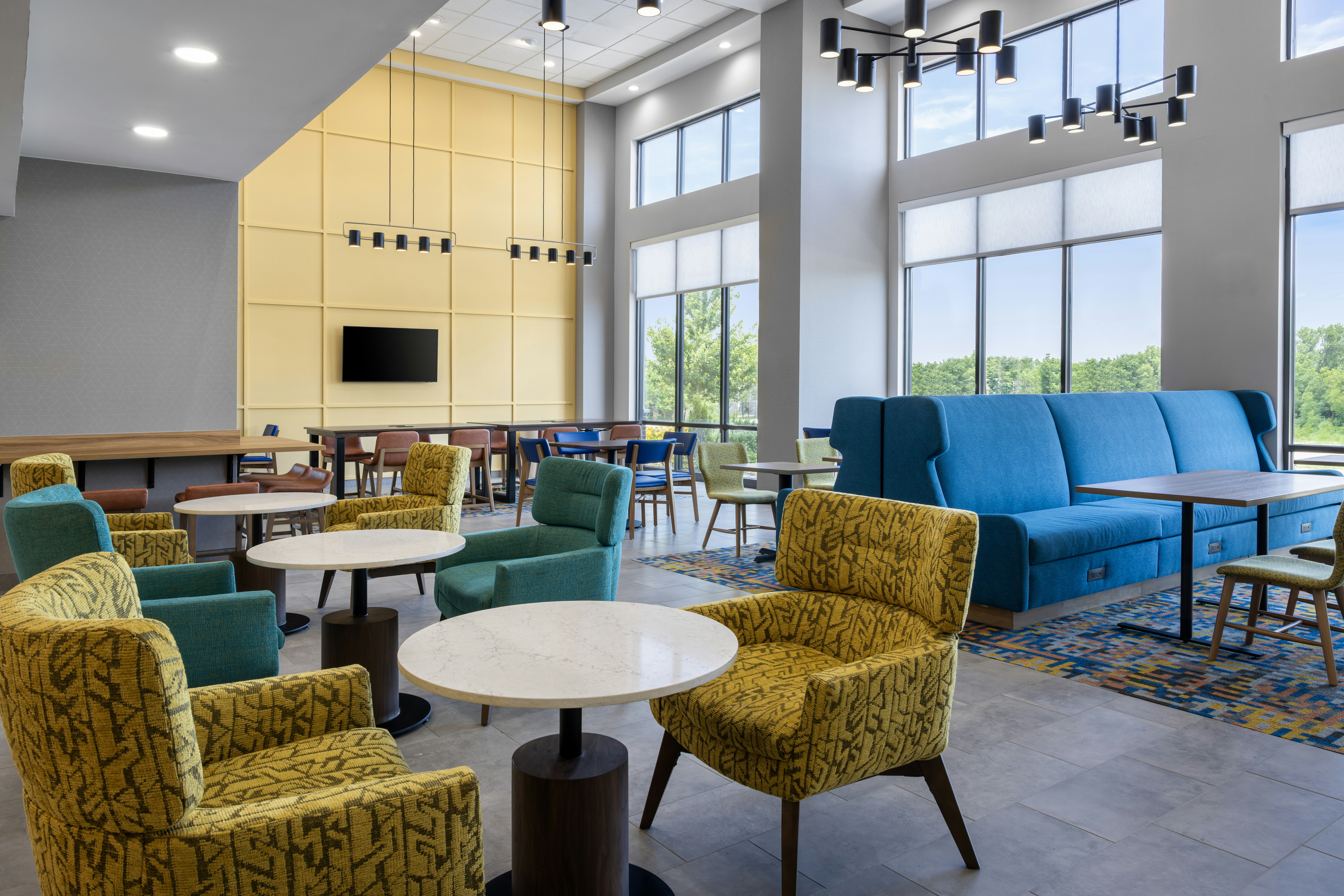 Hampton Inn & Suites Moline-Quad City International Airport 5/16