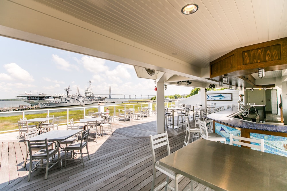 The Beach Club At Charleston Harbor Resort And Marina 29/48