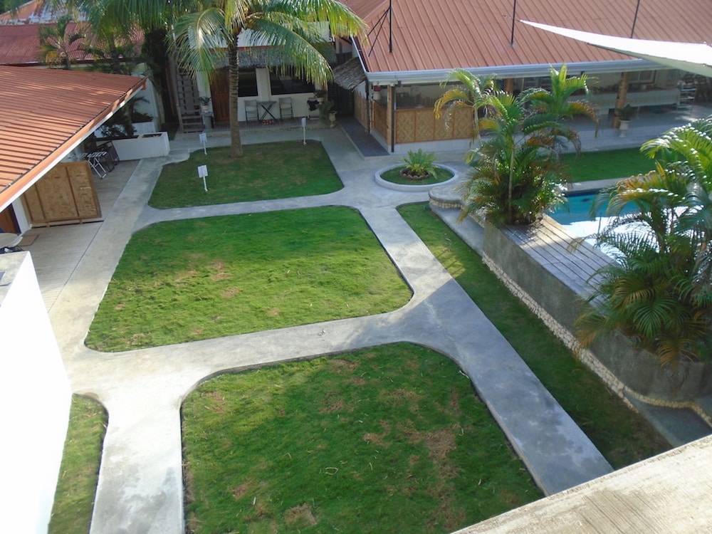 Parrot Resort Moalboal 46/50