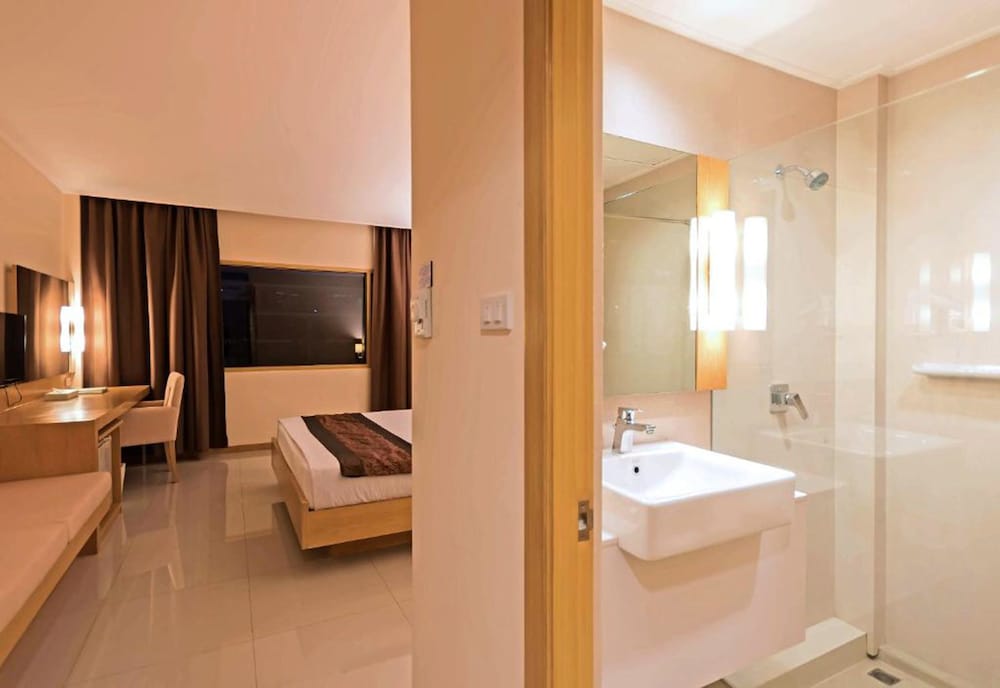 Navarat Heritage Hotel 24/24