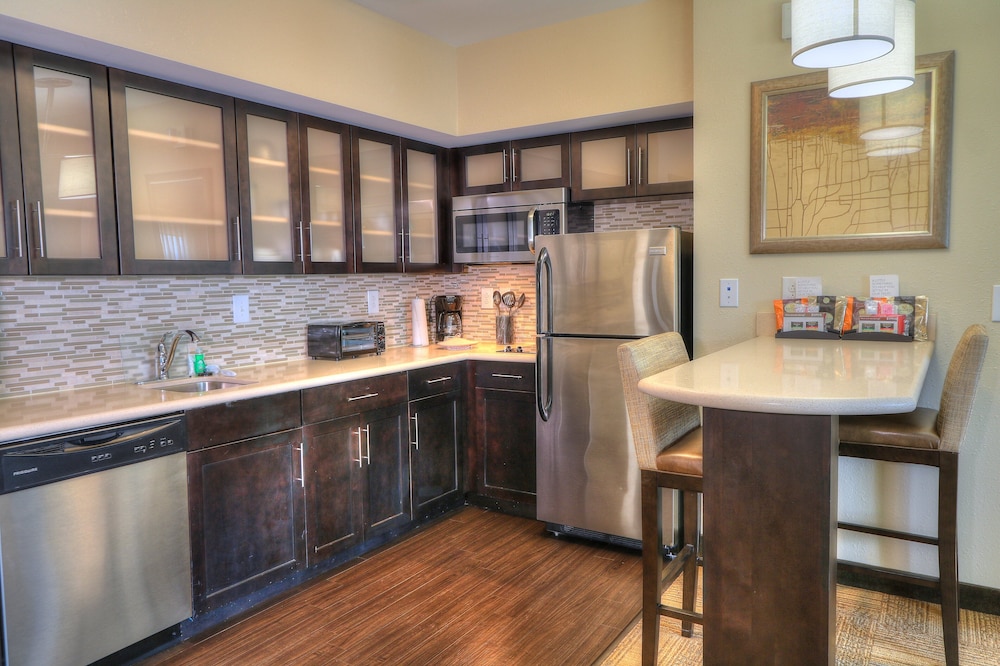 Staybridge Suites Knoxville-West 11/42