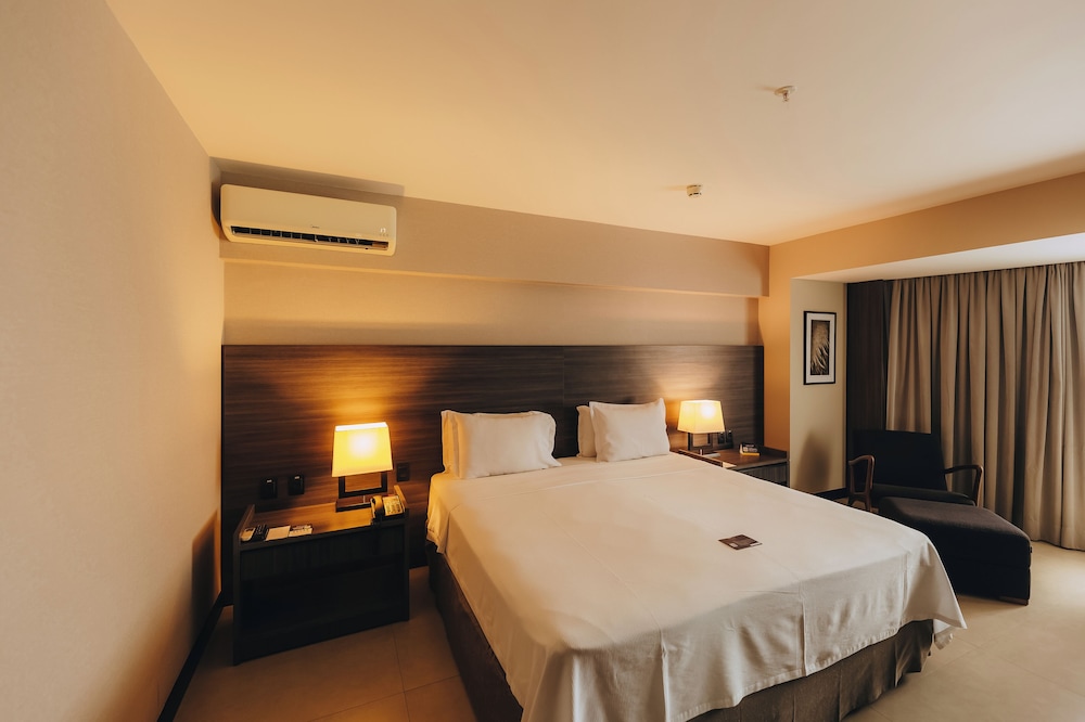 غرفة ديلوكس بسرير كينج بإطلالة على البحر، Golden Tulip Natal Ponta Negra 4/7