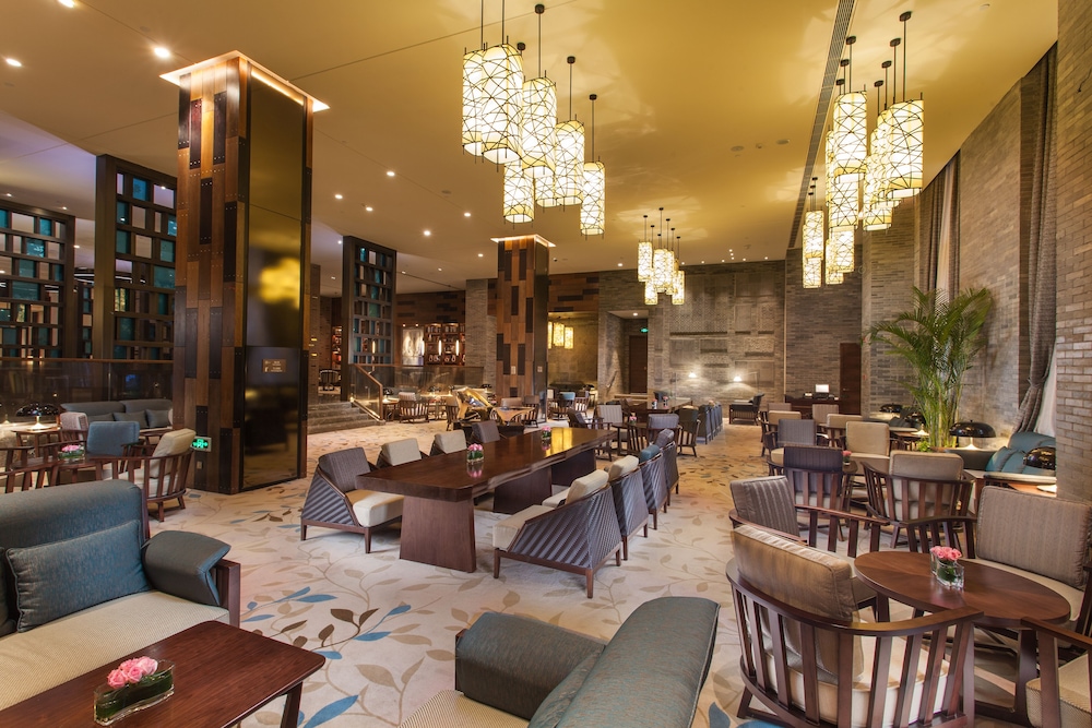Lobby at Hilton Changzhou, CHANGZHOU