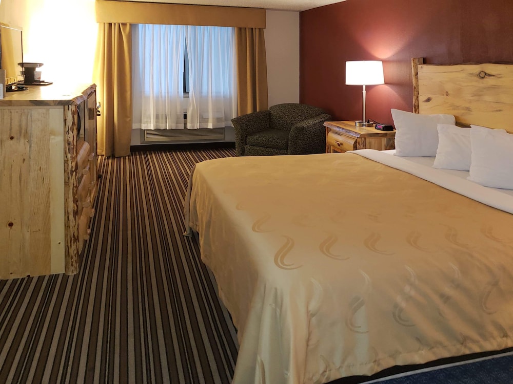 Studio6 Suites Butte, MT I-90 I-15 19/42