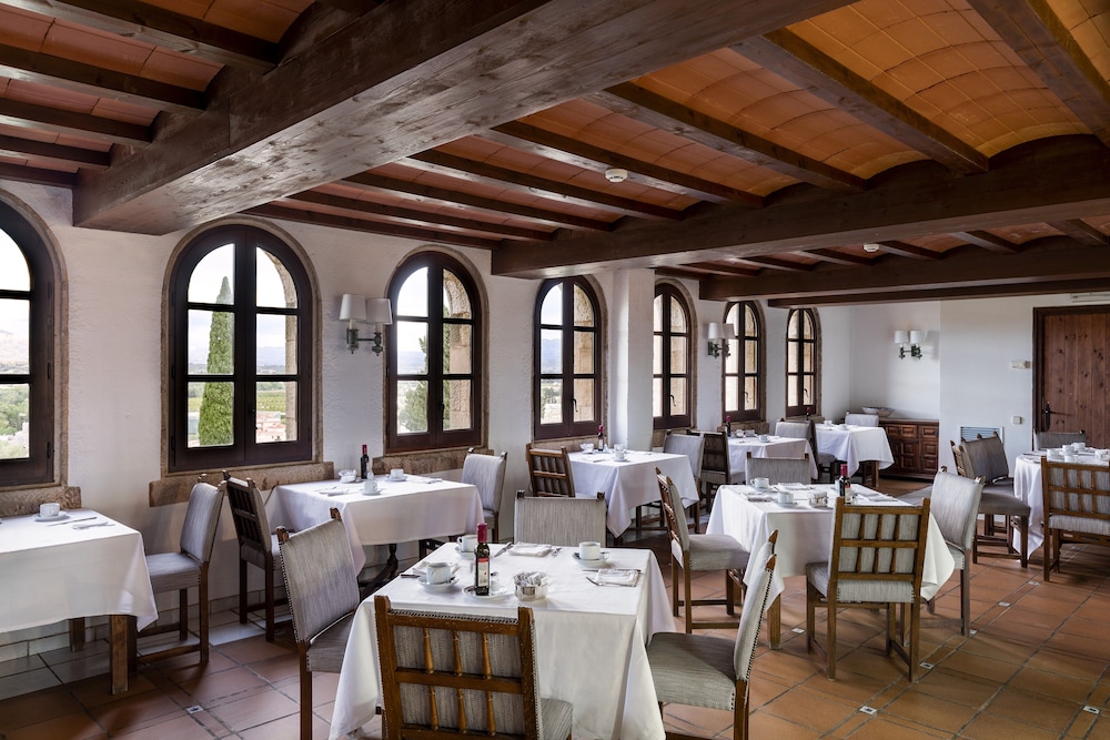 Parador De Tortosa 44/65