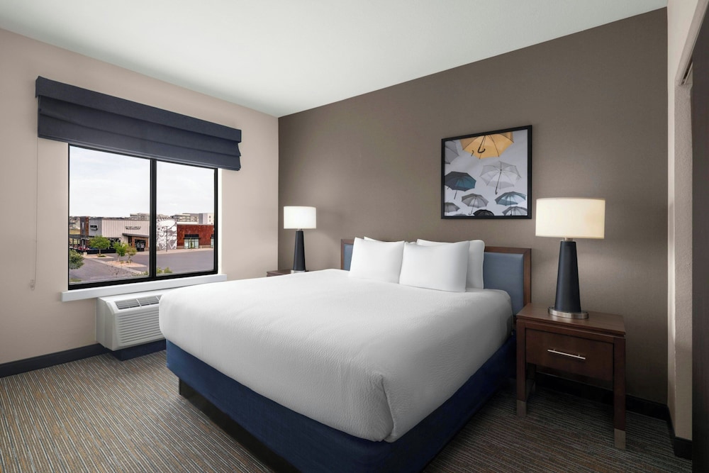1 Bedroom, Suite