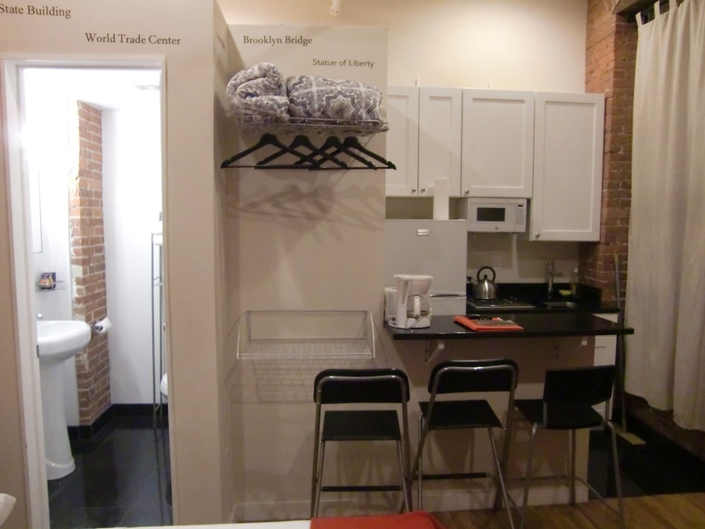 Studios Midtown Manhattan 36/50