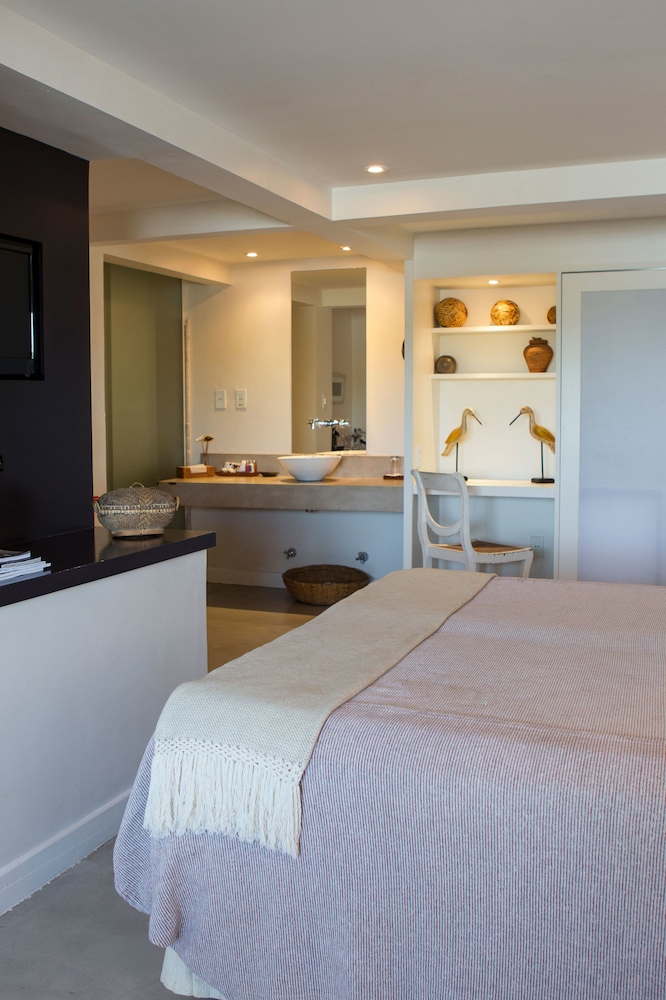 Casas Brancas Boutique Hotel Spa 24/79