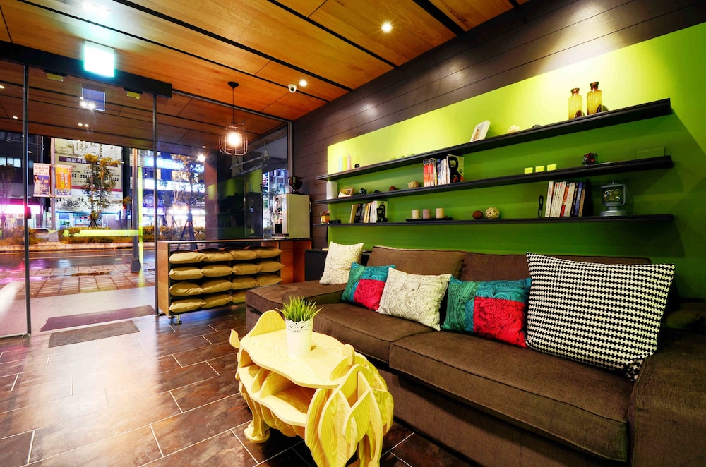 Ark Hotel 40/45