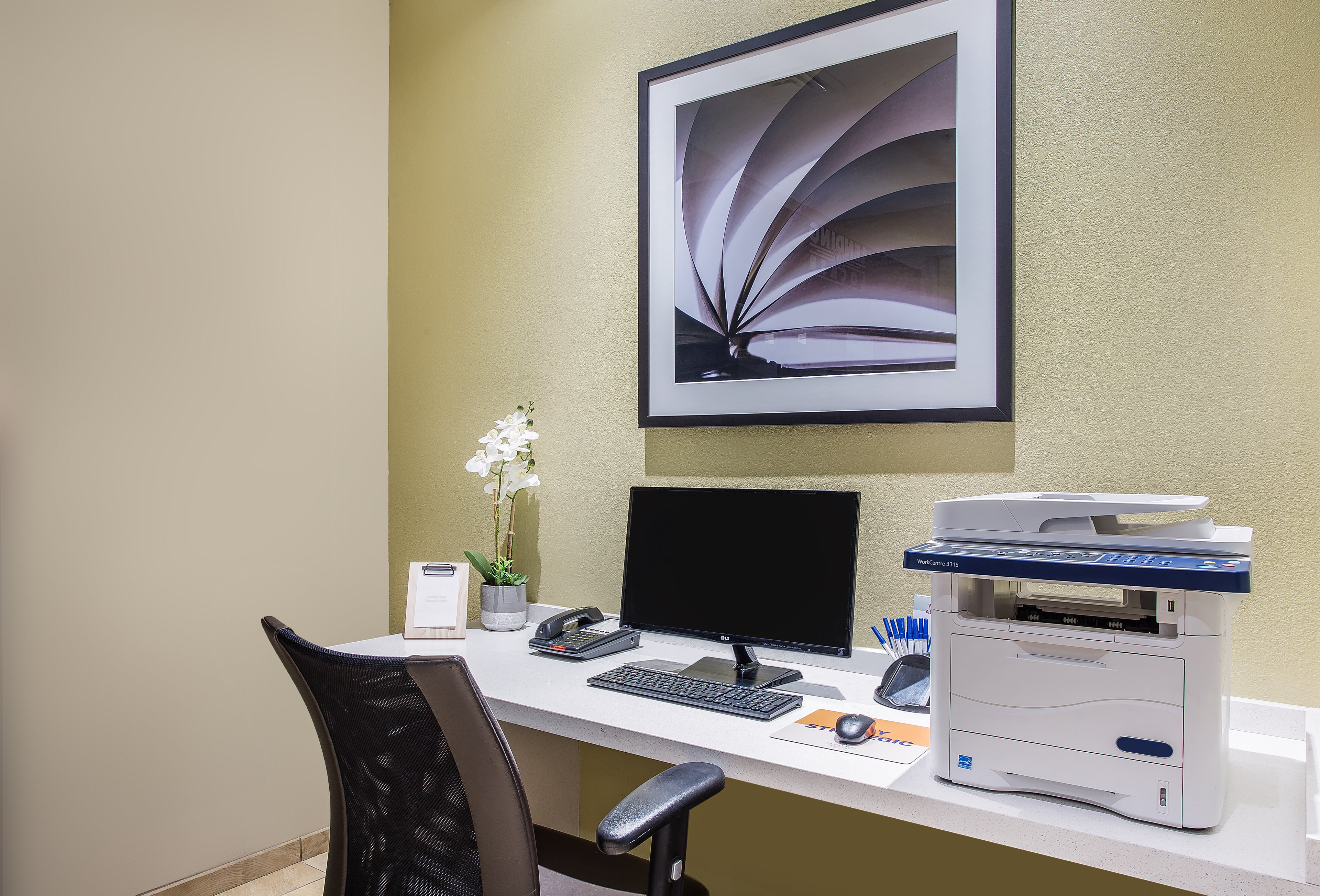 CANDLEWOOD SUITES BOWLING GREEN 47/69