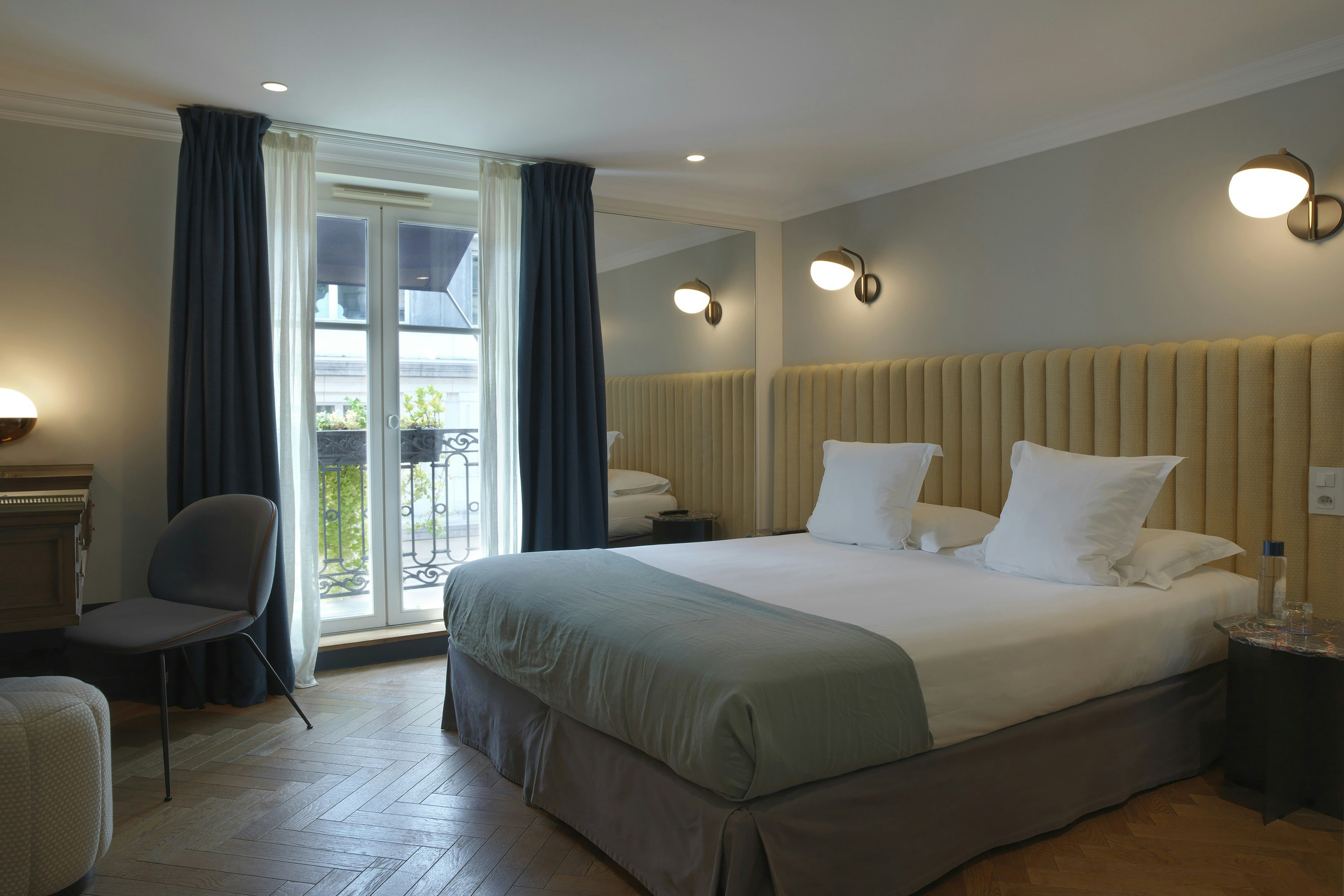 Bachaumont Hotel 12/56