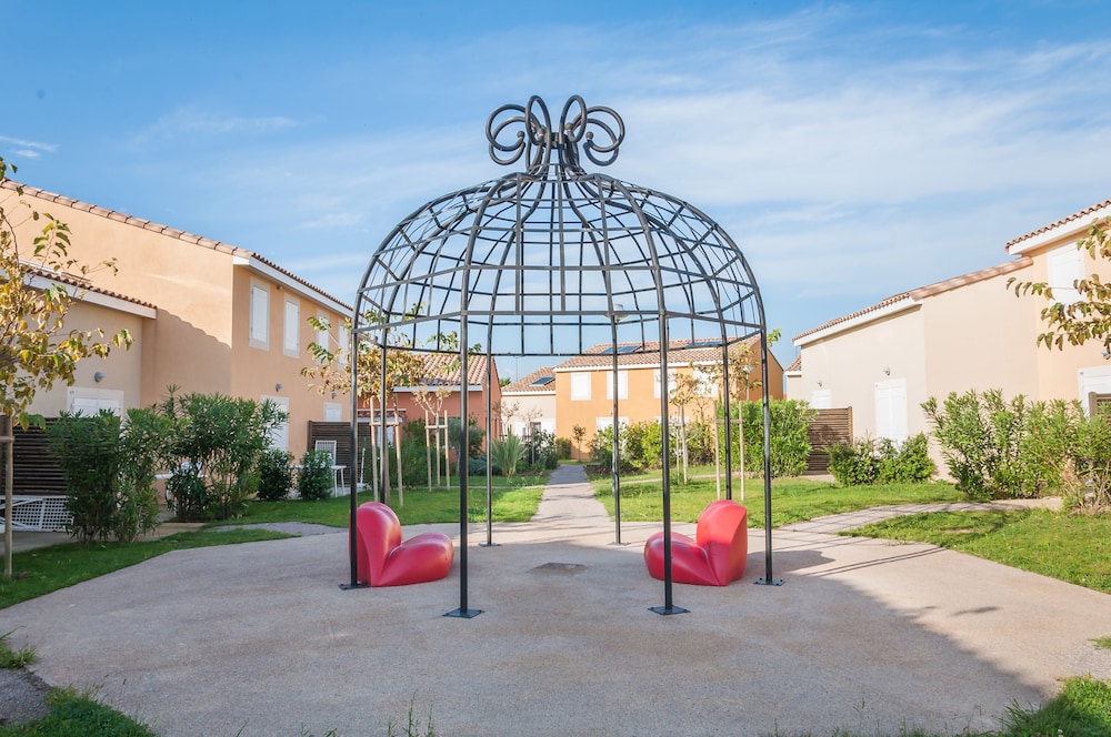 Residence Vacanceole Les Demeures Torrellanes 52/64