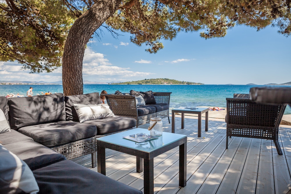 Villas Arausana Antonina 58/71