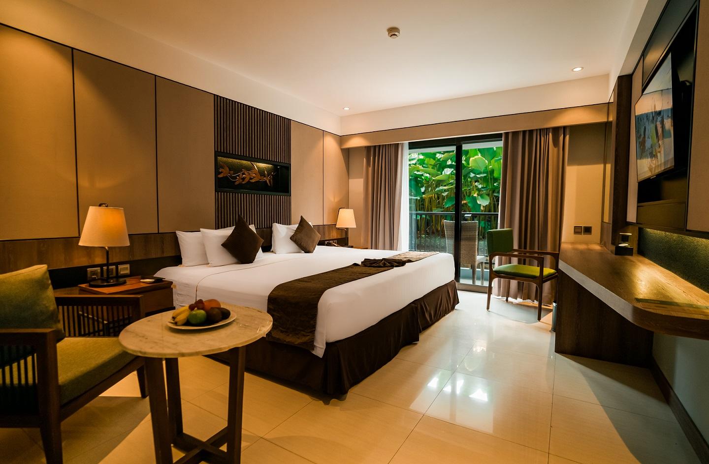 Deluxe with Balcony