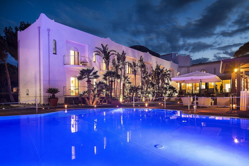 Orsa Maggiore Hotel 4/66