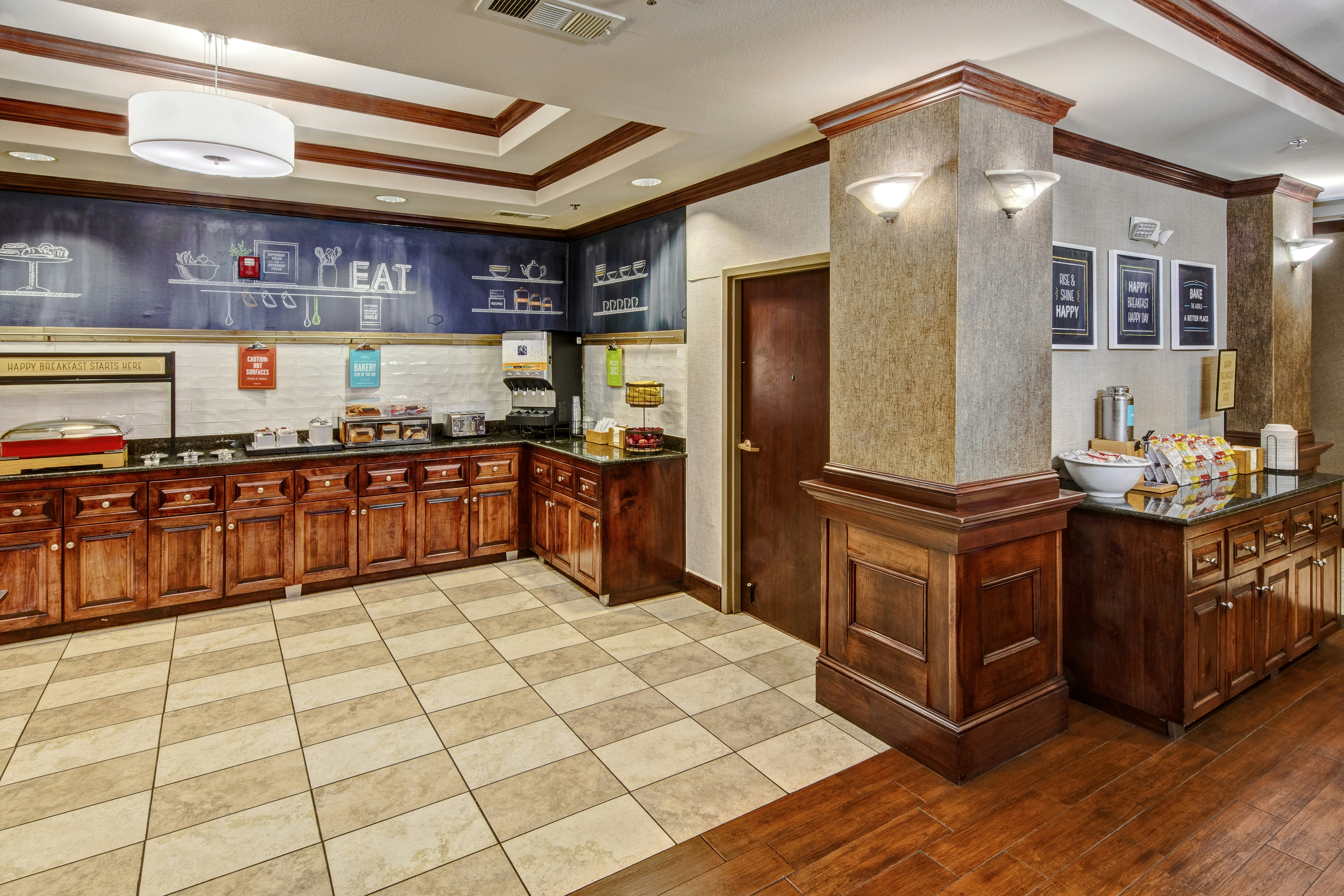 Hampton Inn Van Buren 8/39