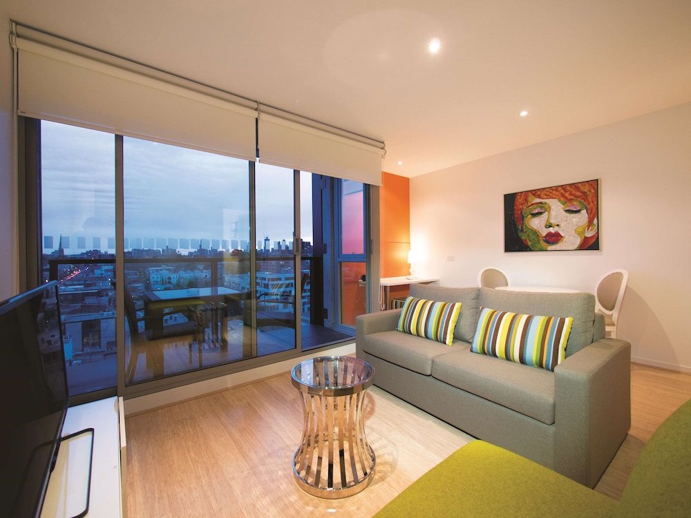 Oaks Melbourne South Yarra Suites 21/44
