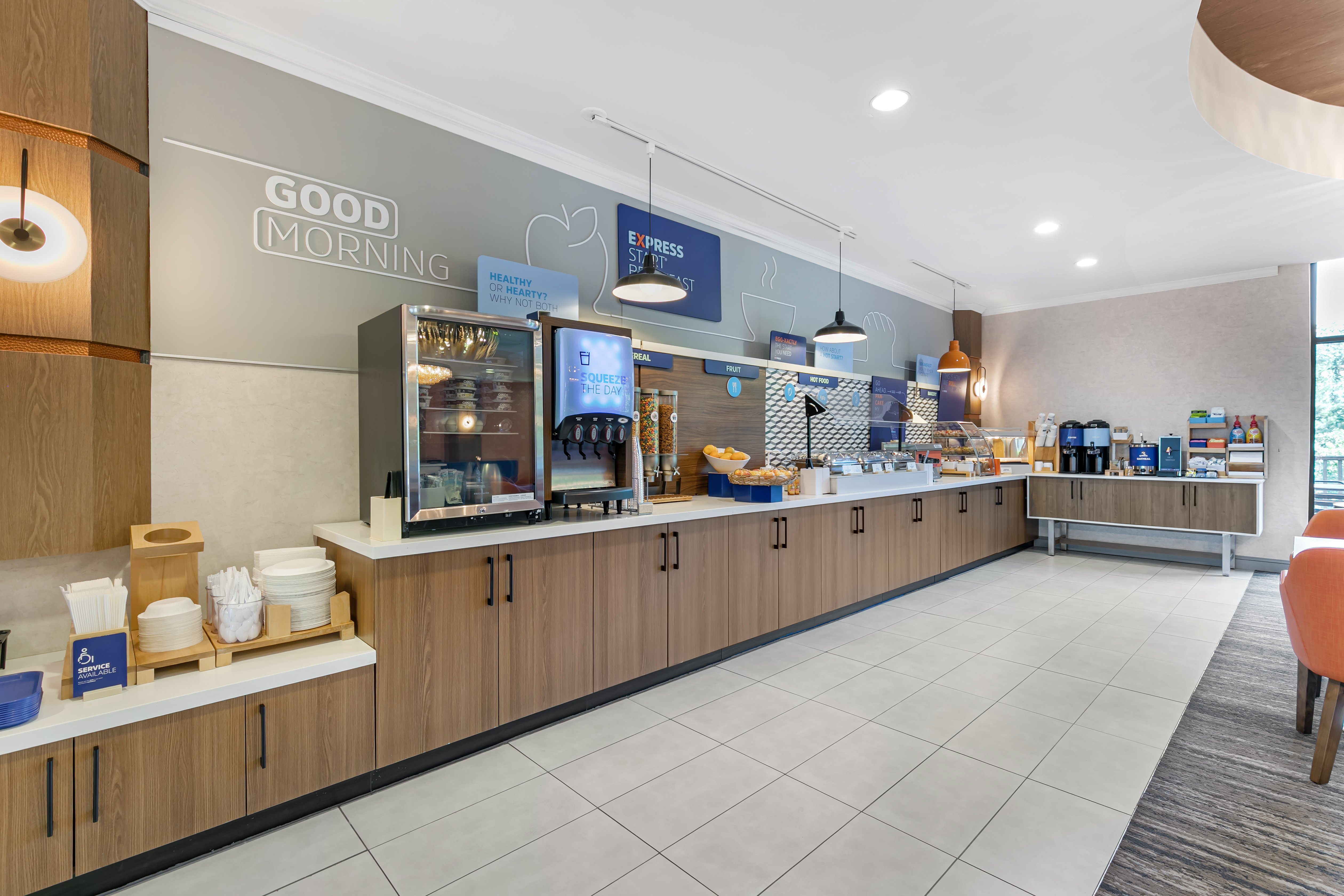 Holiday Inn Express & Suites Clemson - Univ Area 57/82